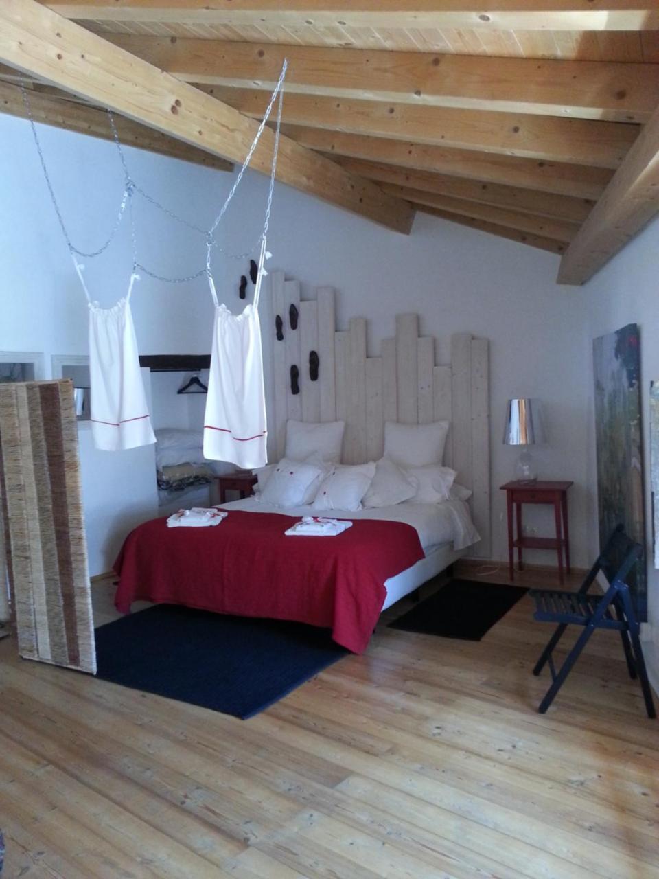 Casa Da Rua Nova Apartment